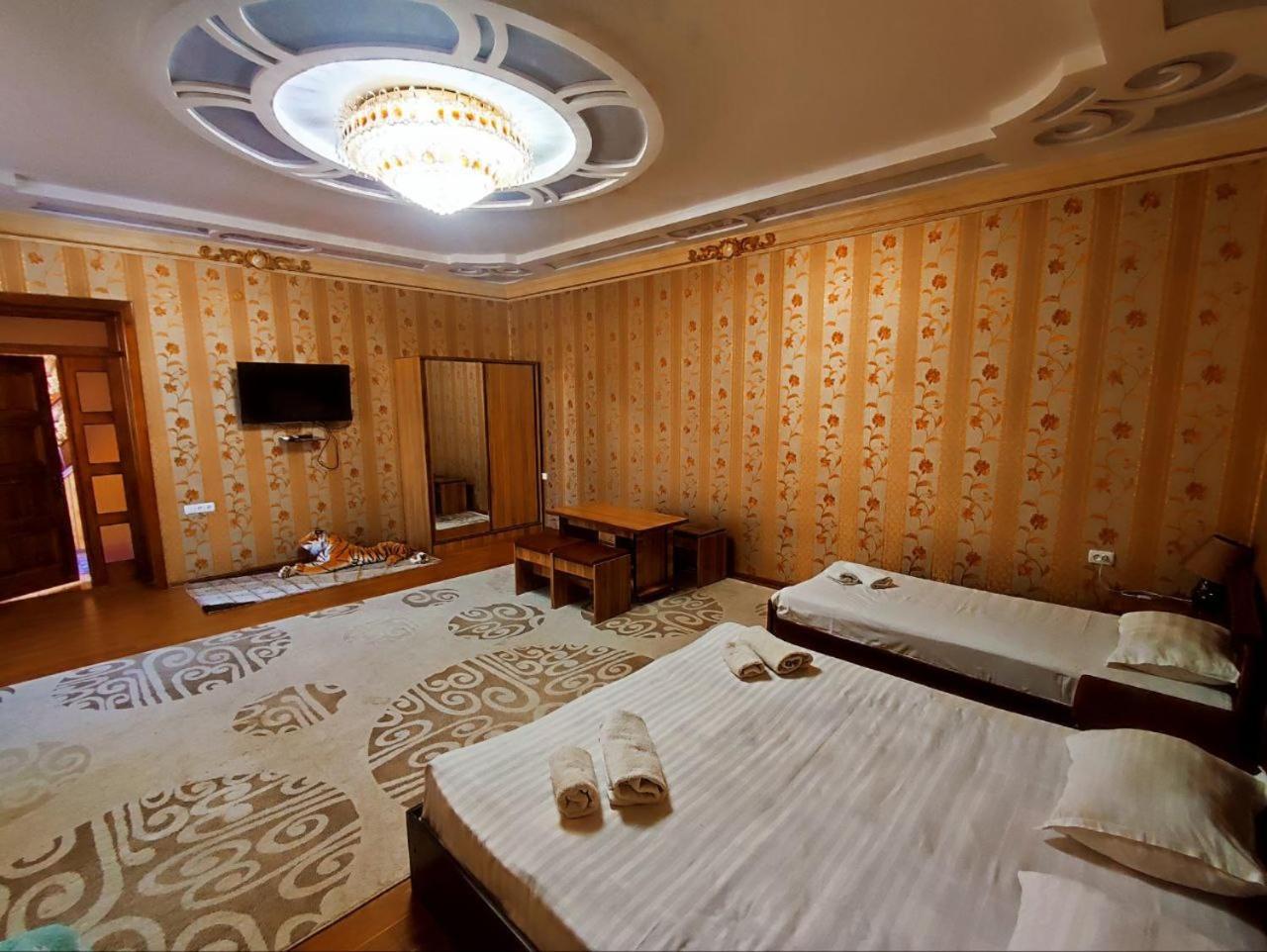 מלון בוקורו House Samandar מראה חיצוני תמונה