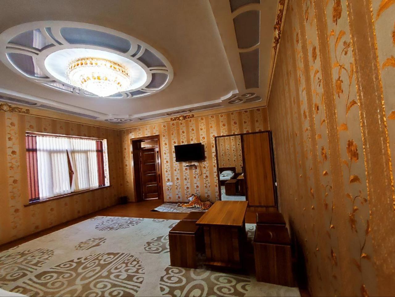 מלון בוקורו House Samandar מראה חיצוני תמונה